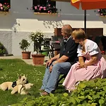 Hotel Schoenegg 3*