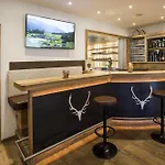 Hotel Schoenegg 3*