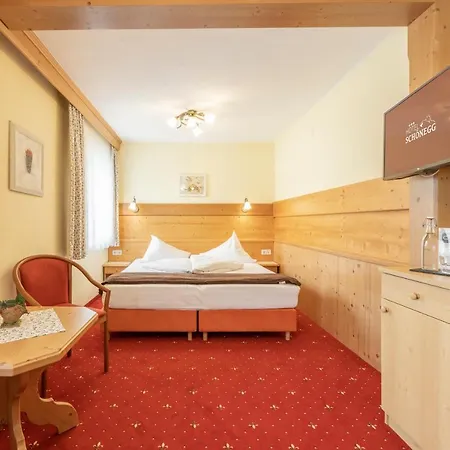 Hotell Schoenegg 3*