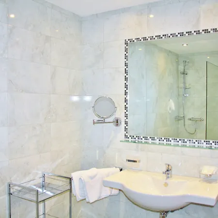 Hotell Schoenegg Seefeld in Tirol