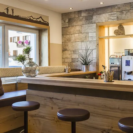 Hotell Schoenegg Seefeld in Tirol