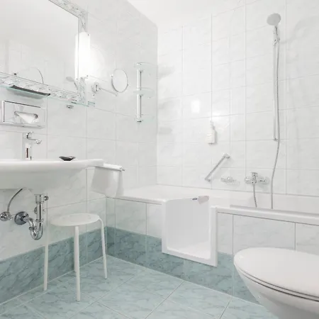 Schönegg Hotel 3*