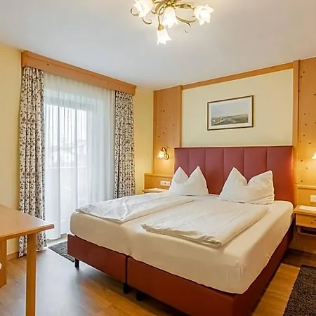 Hotel Schoenegg