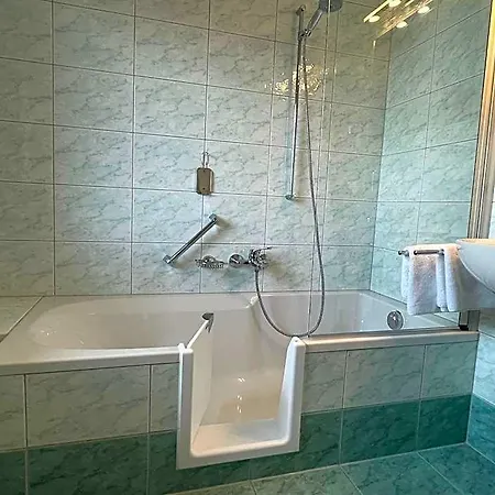 Schoenegg Hotel 3*