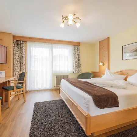 Schoenegg Hotel