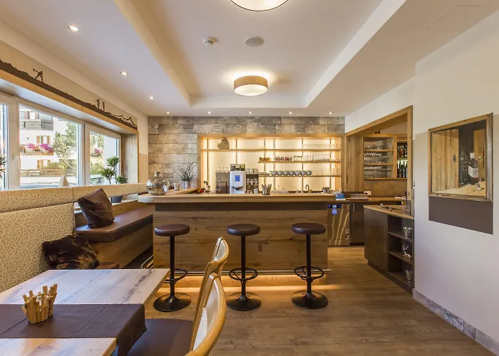 Schoenegg سيفيلد ان تيرول