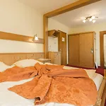 Schoenegg 3* Seefeld in Tirol