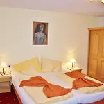 Schoenegg Hotel 3*