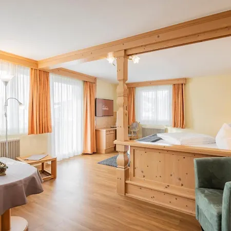 Schoenegg Otel 3*