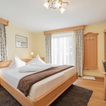 Otel Schoenegg