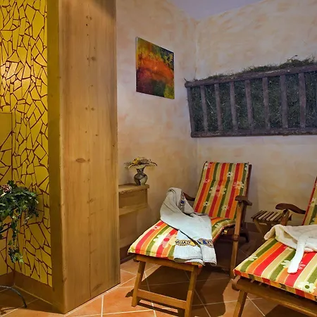 Otel Schoenegg