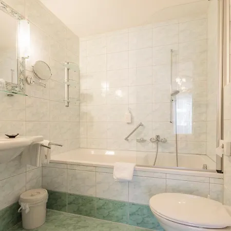 Schoenegg 3* Seefeld w Tirolu