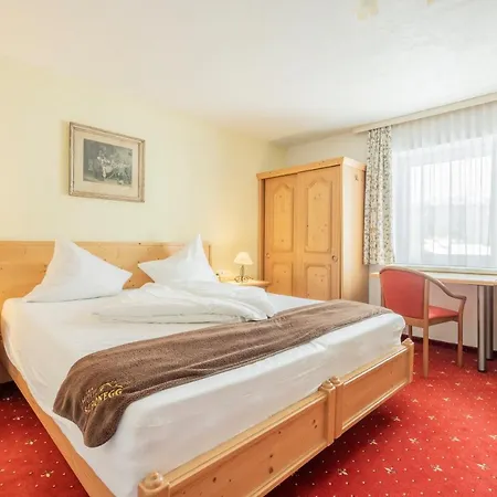 Hotel Schoenegg Seefeld w Tirolu