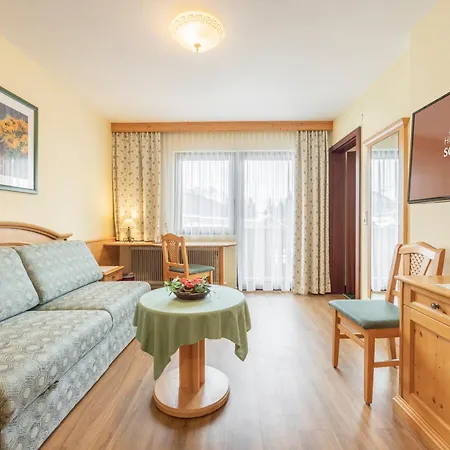 Hotel Schoenegg Seefeld w Tirolu